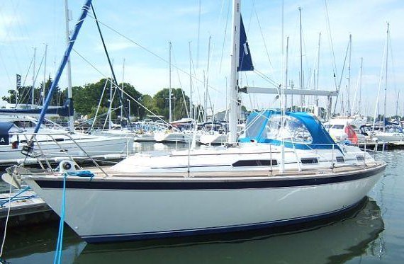 Oceanquest 35 westerly sailboat under sail