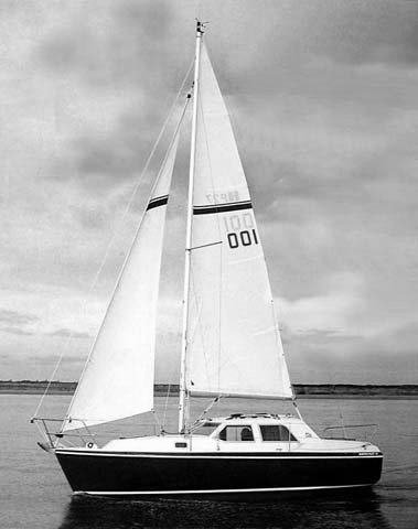 Pilot 27 sailboat under sail