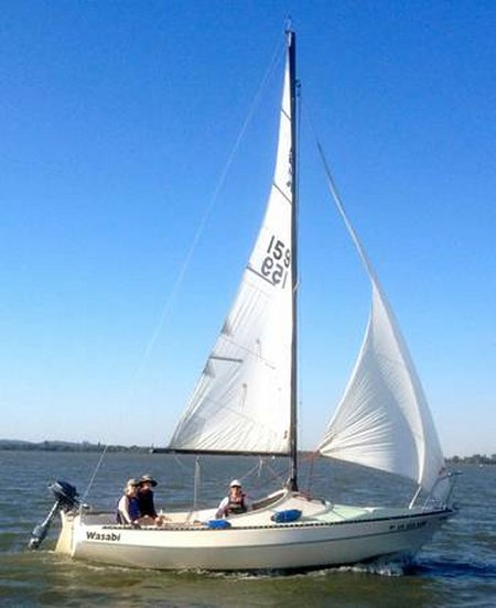 Ranger 20 sailboat under sail