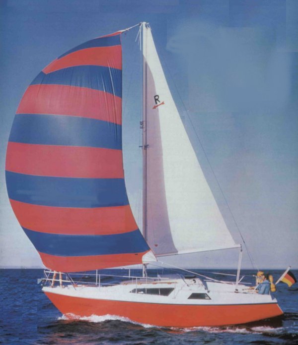 Rethana 27 sailboat under sail