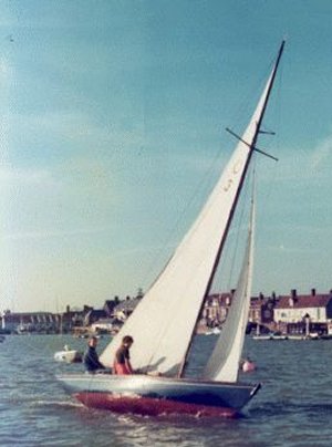 Royal corinthian one design sailboat under sail