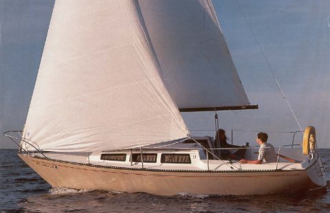 S2 73 sailboat under sail