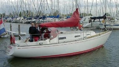 Ss 30 aquafibre sailboat under sail