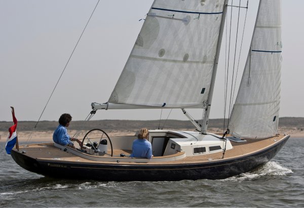 Sc 10m saffier sailboat under sail