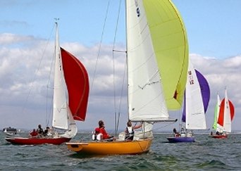 Seaview mermaid sailboat under sail
