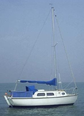 Springtide 24 colvic sailboat under sail