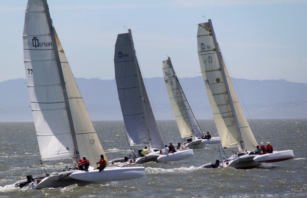 Sprint 750 corsair sailboat under sail