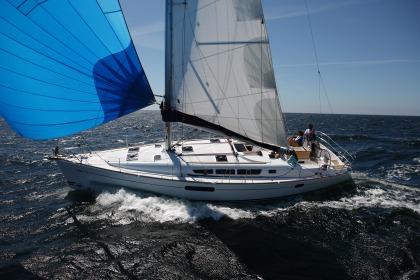 Sun odyssey 44i perf jeanneau sailboat under sail