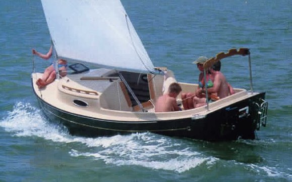 Sun cat 17 2 com pac sailboat under sail