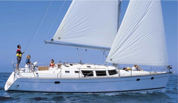 Sun odyssey 43 ds jeanneau sailboat under sail
