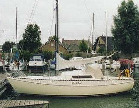 Tornado 2 sailboat under sail
