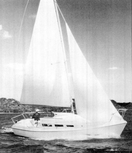 Tradewinds 26 luger sailboat under sail