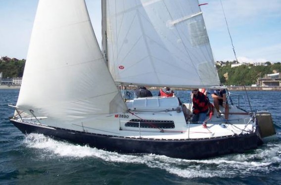 Trapper ts240 sailboat under sail