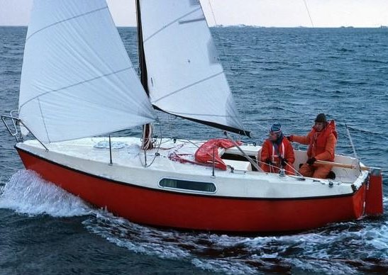Triss magnum sailboat under sail