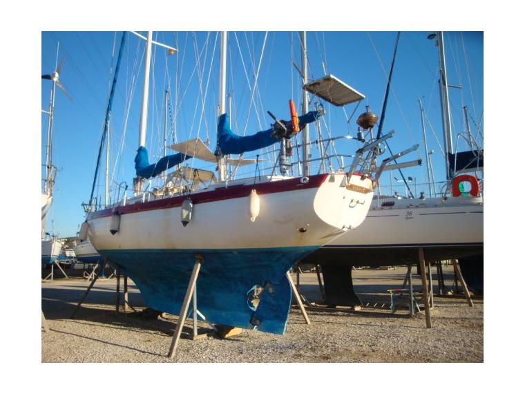 Chassiron tm sailboat under sail