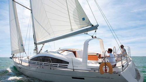 Wauquiez Pilot Saloon 55 sailboat under sail