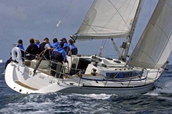 X 412 sailboat under sail