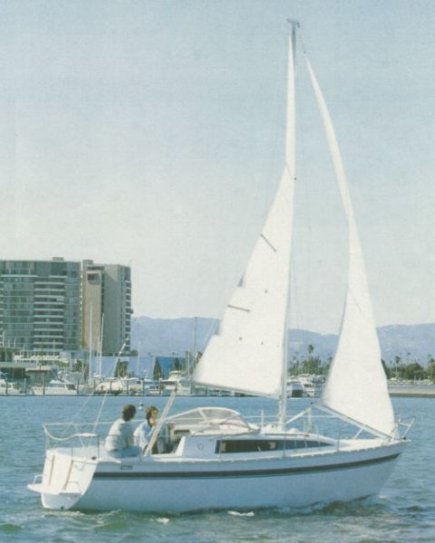 Yamaha 24 sailboat under sail