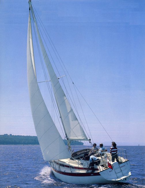Yamaha 35cs sailboat under sail
